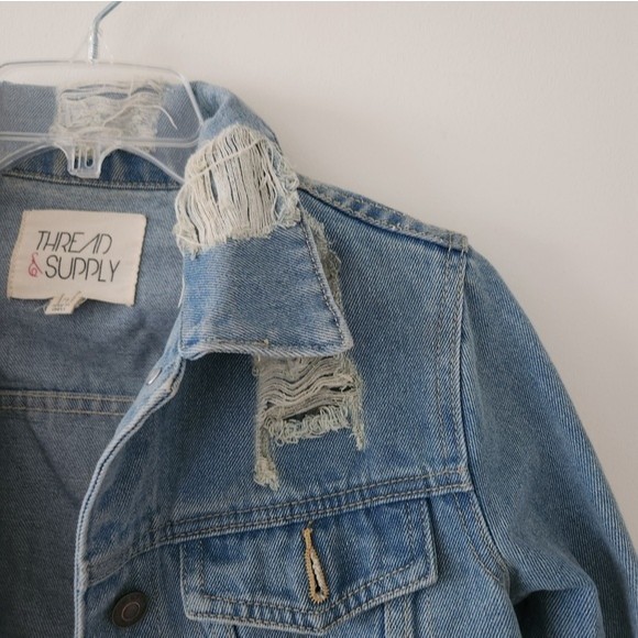 Thread & Supply Jean Jacket Distressed Denim Jean Jacket Medium - Picture 3 of 4
